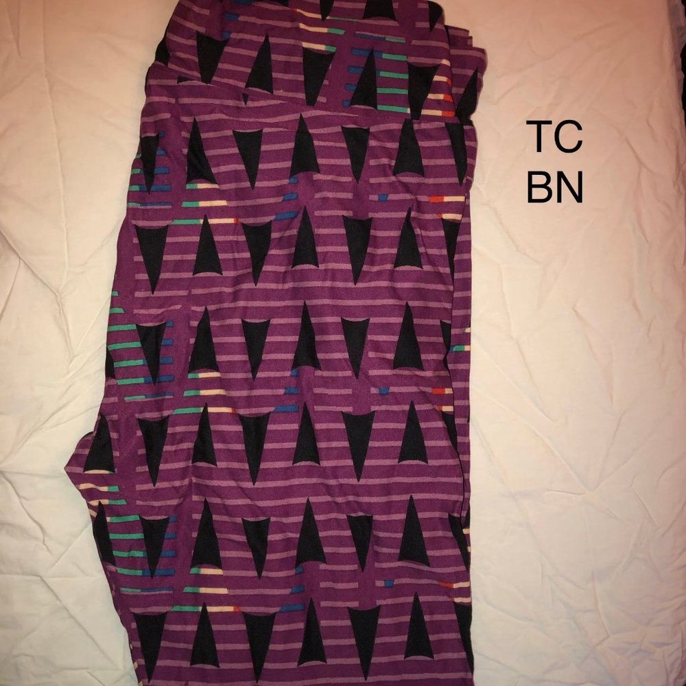 LULAROE LEGGINGS - TC PURPLE/DESIGNS new